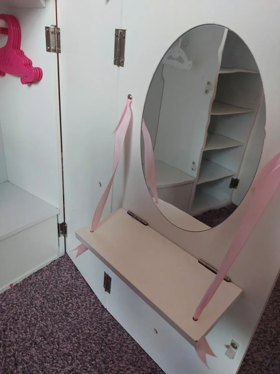 Our generation wardrobe - Image 4
