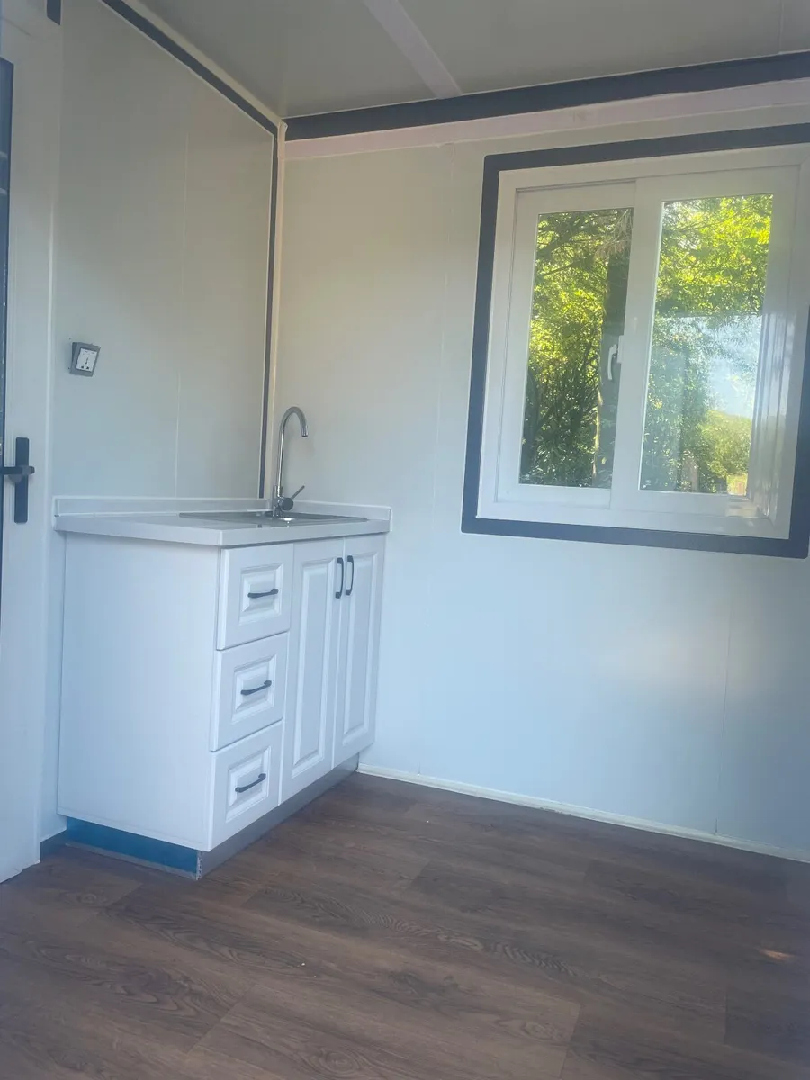 Cabin - office or accommodation unit - Image 2