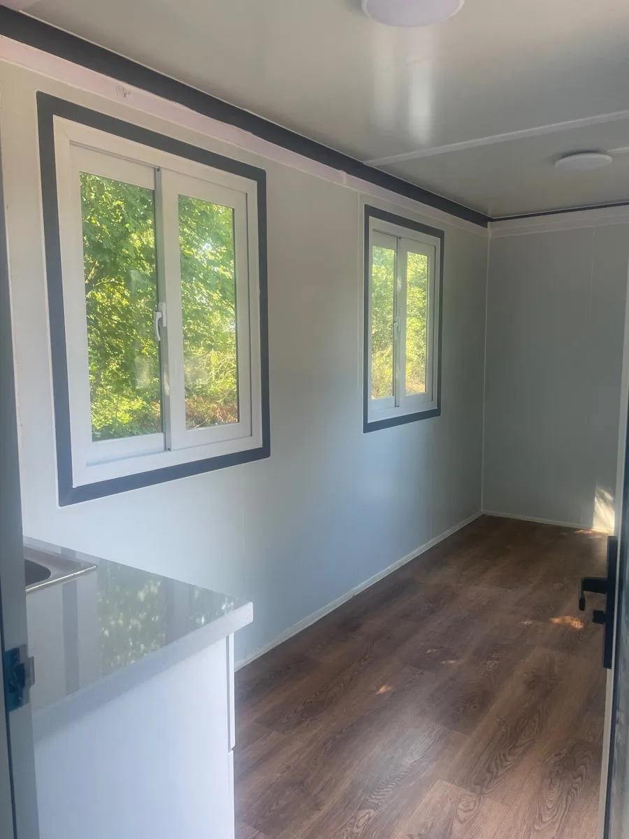 Cabin - office or accommodation unit - Image 3
