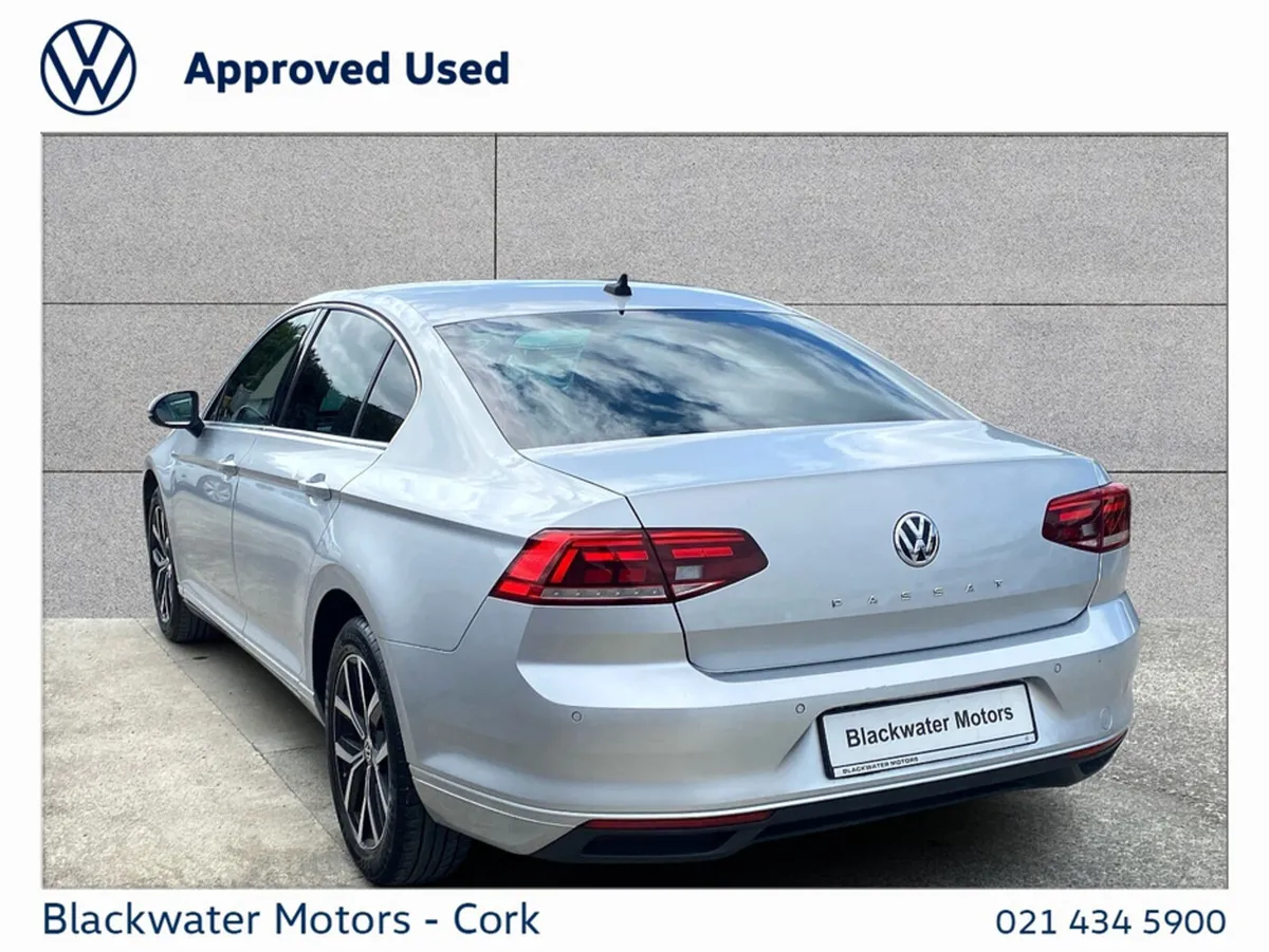 Volkswagen Passat 2.0TDI 150BHP BUSINESS WITH TECH - Image 4