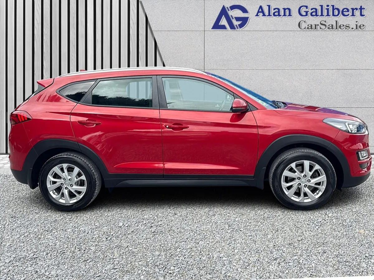 Hyundai Tucson EXECUTIVE 1.6 DIESEL Full Leather T - Image 3