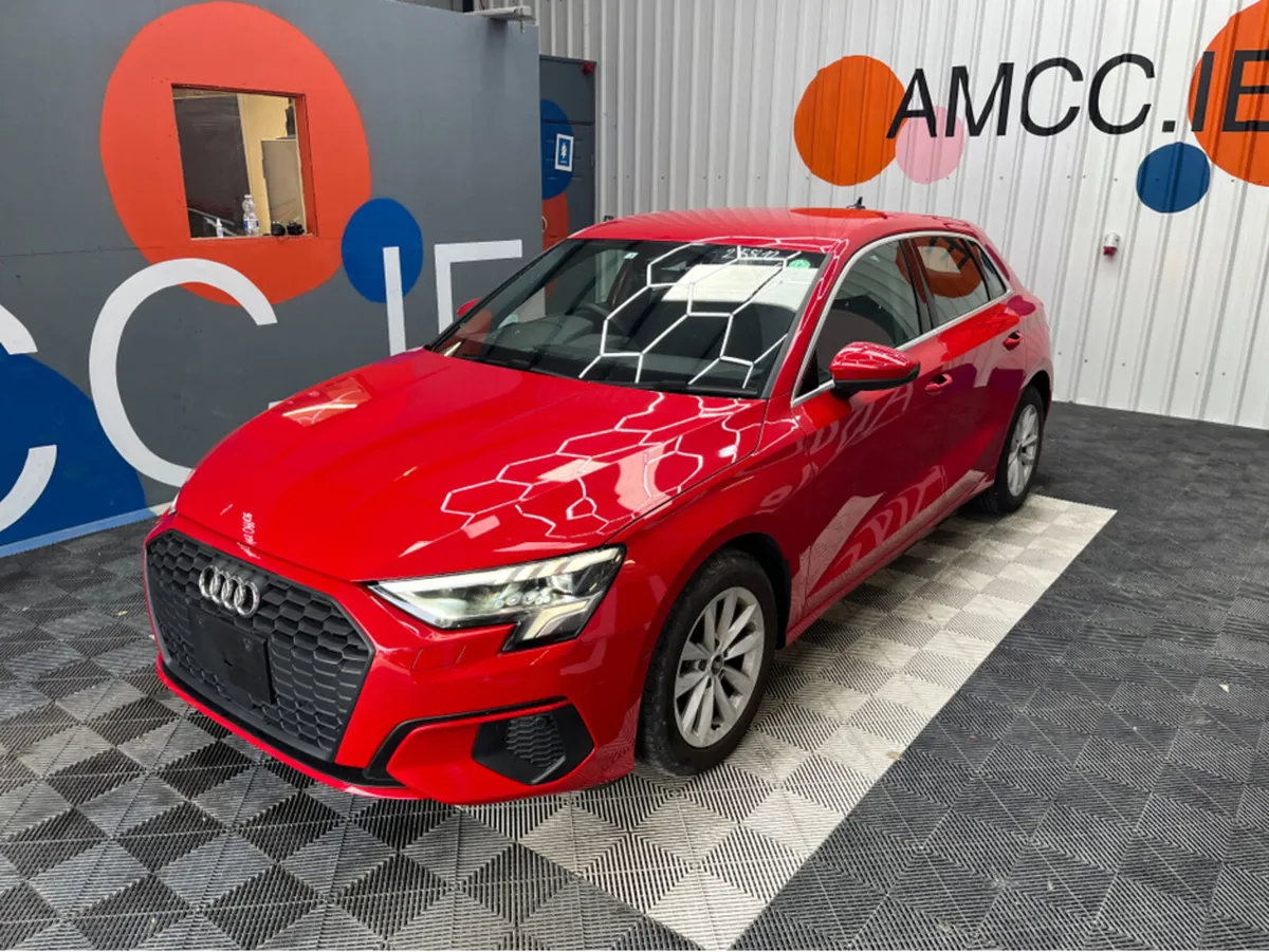 Audi A3 1.0 PETROL / 12K KMS / AUTOMATIC / REVRSE - Image 3
