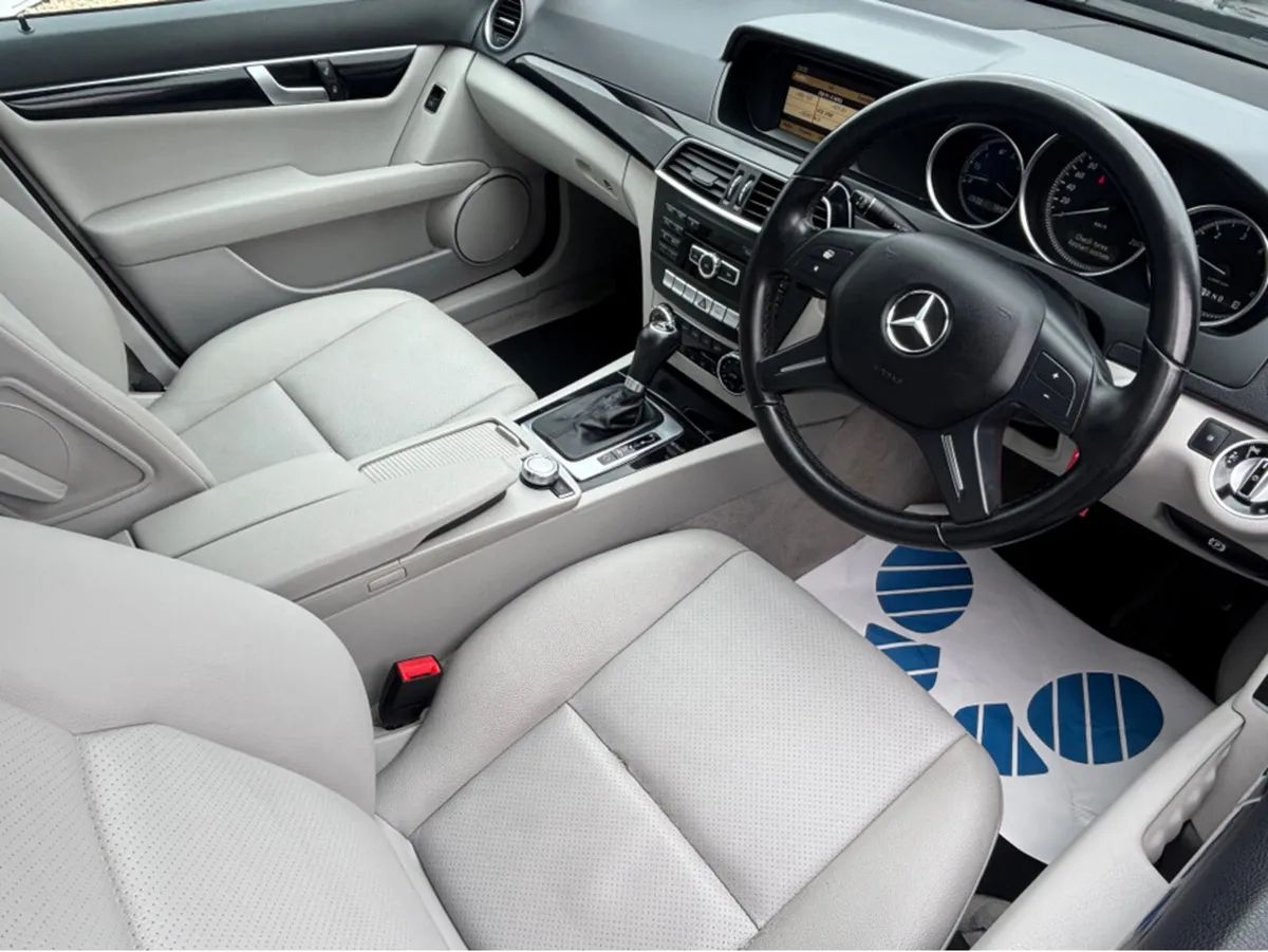 Mercedes-Benz C-Class 200 CDI BLUE EFFICIENCY 4DR - Image 2