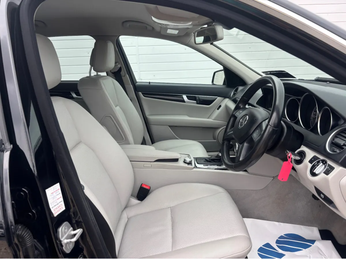 Mercedes-Benz C-Class 200 CDI BLUE EFFICIENCY 4DR - Image 4