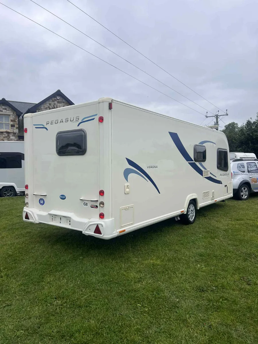 ✨STUNNING BAILEY PEGASUS 4 BERTH FIXED BED✨ - Image 2