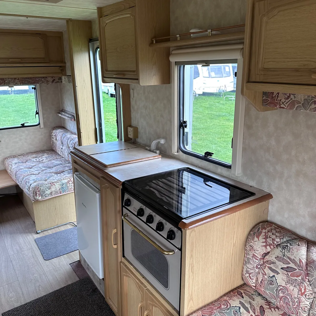 ✨BARGAIN COMPASS 5 BERTH✨ - Image 4