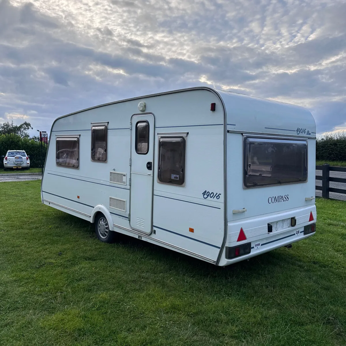 ✨BARGAIN COMPASS 5 BERTH✨ - Image 2
