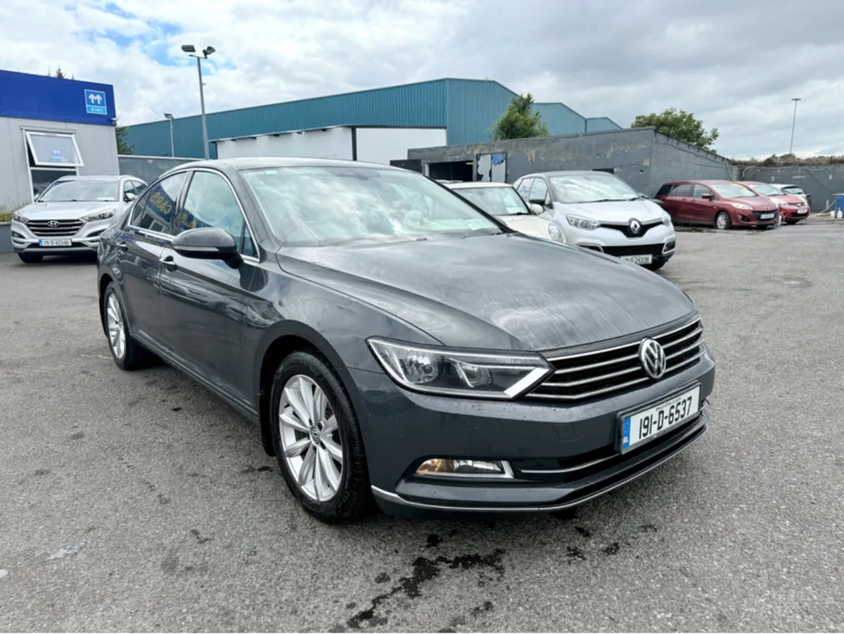 Volkswagen Passat 2.0 TDI  COMFORT LINE AUTOMATIC - Image 2
