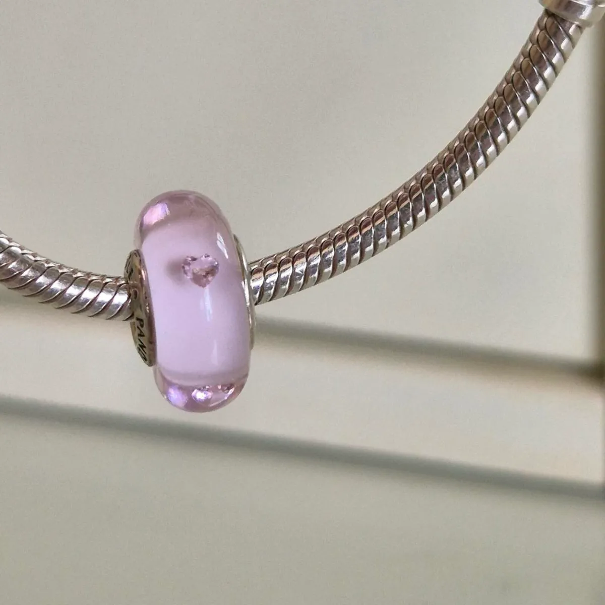 Pandora charm pink murano glass perfect condition - Image 3