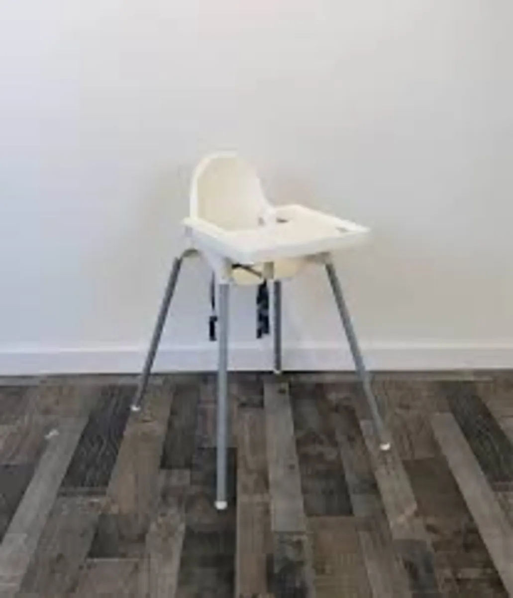 Kid feeding chair + insert pillow - Image 2