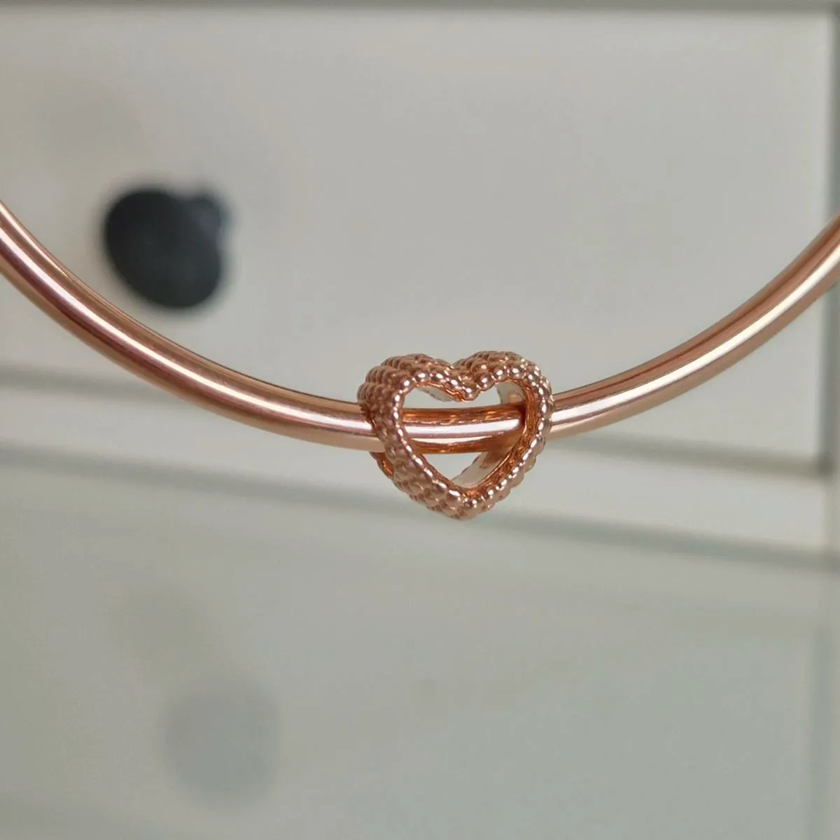 Pandora charm heart rose gold like new fully hallm - Image 1