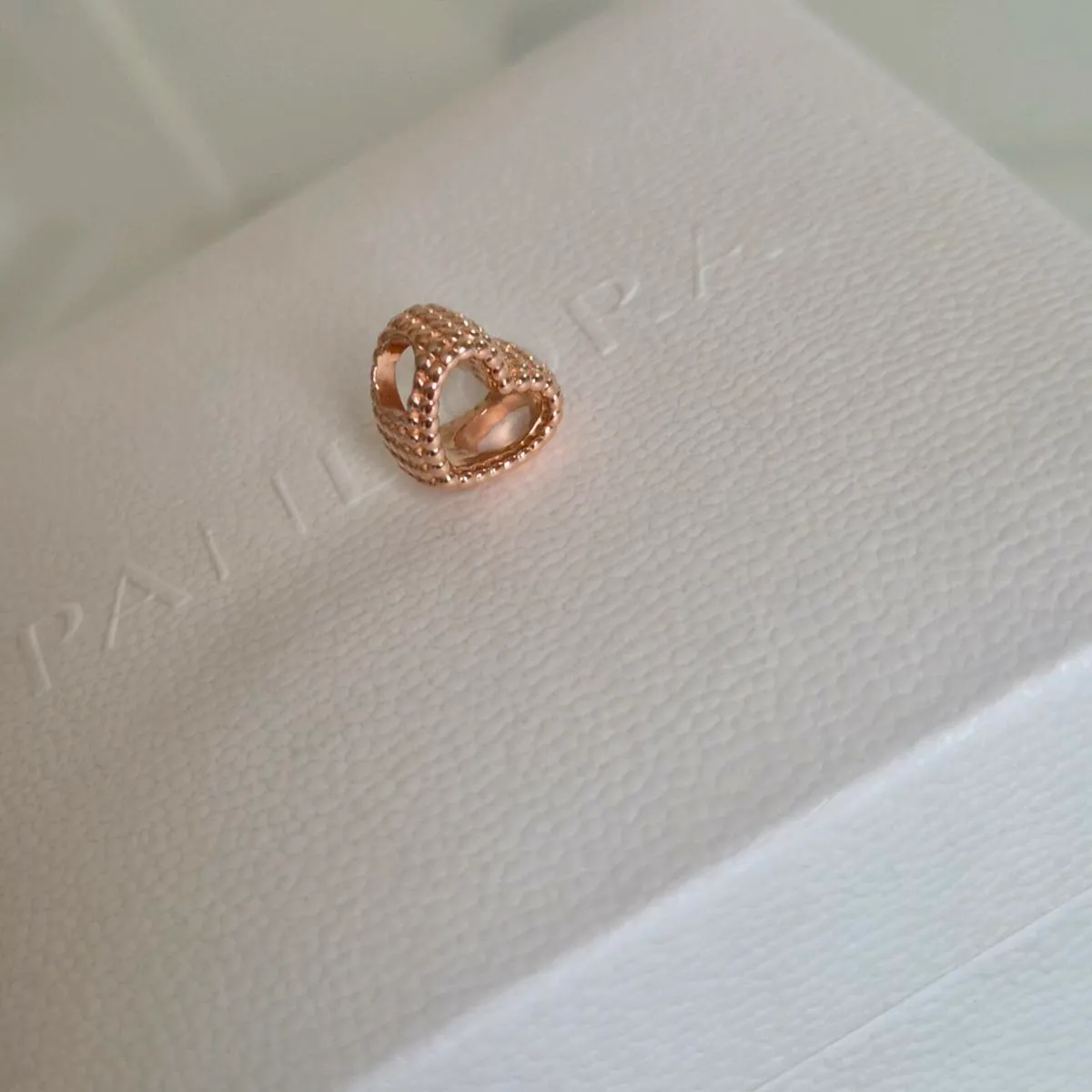 Pandora charm heart rose gold like new fully hallm - Image 2