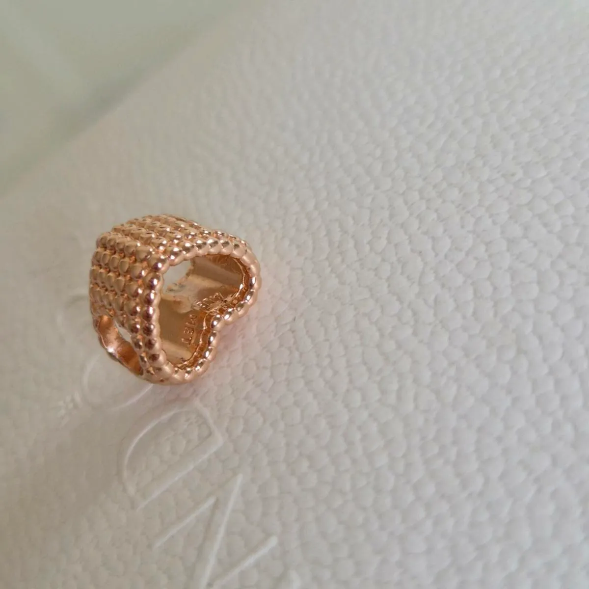 Pandora charm heart rose gold like new fully hallm - Image 4