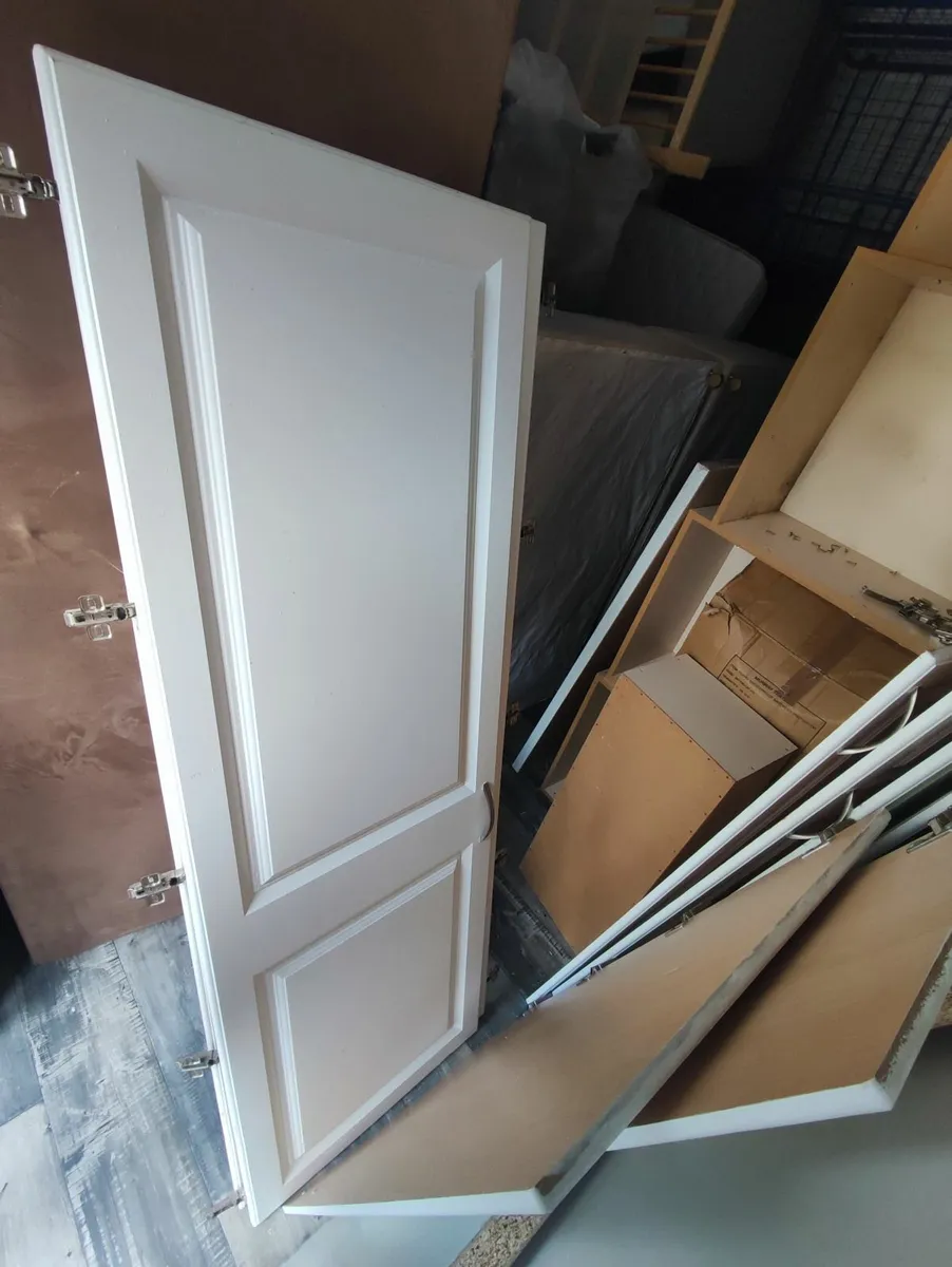 Wardrobe doors for sale €10 each - Image 4