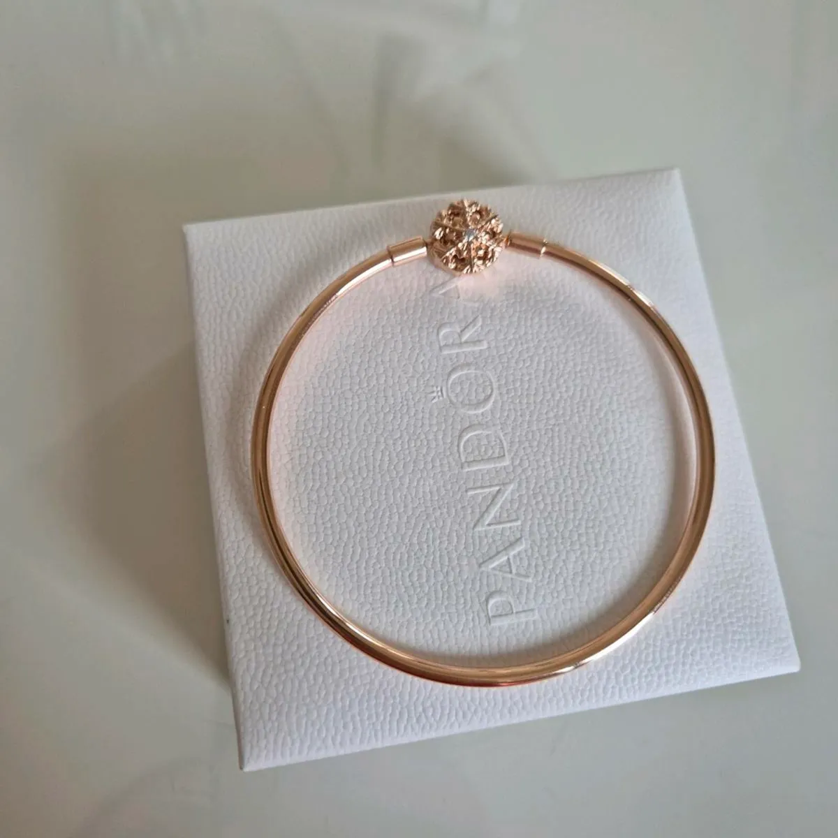 Pandora bracelet snowflake rose gold brand new - Image 3