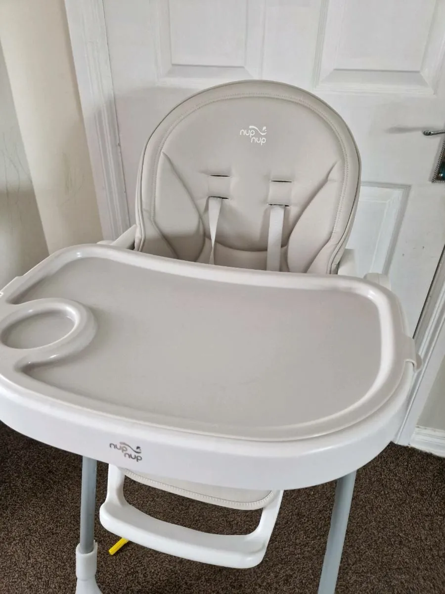 Baby Elegance Nup Nup High chair for babies - Image 1