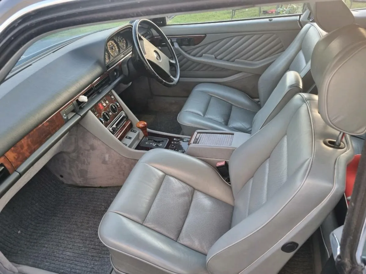 1990 Mercedes SEC560 - Image 4