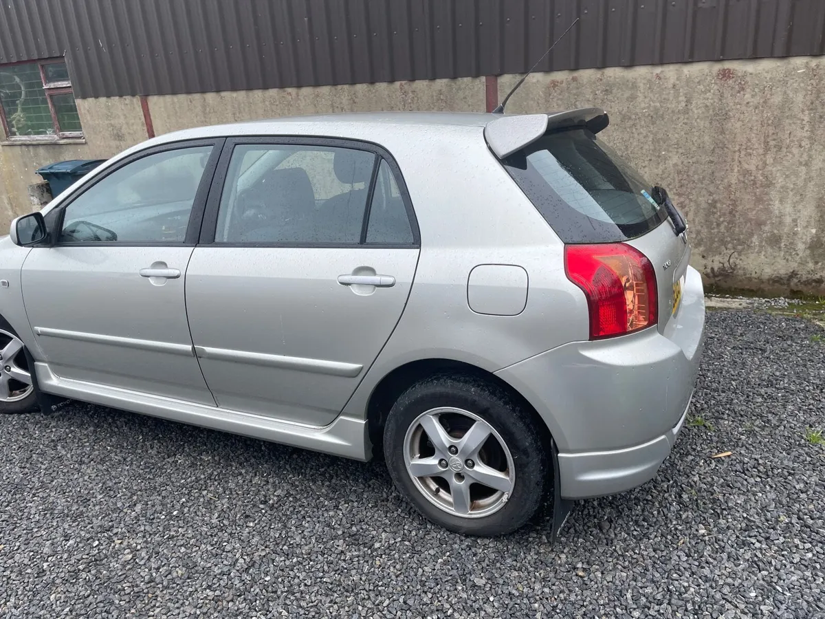Toyota Corolla 2005 - Image 4