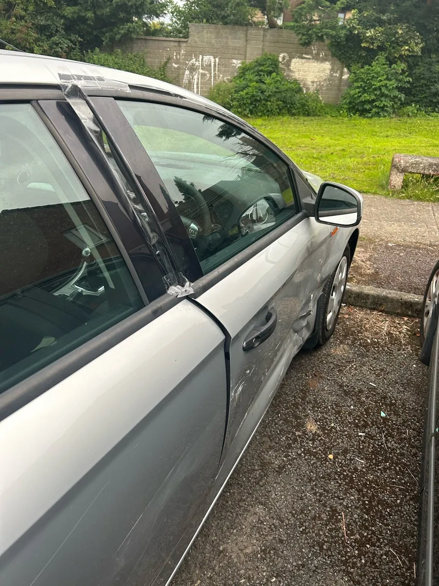 Ford Mondeo - Image 4
