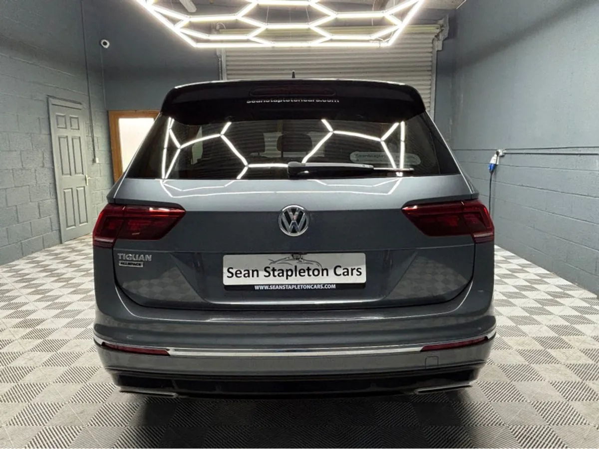 Volkswagen Tiguan A7 R-line 2.0 TDI Manual 6speed - Image 2