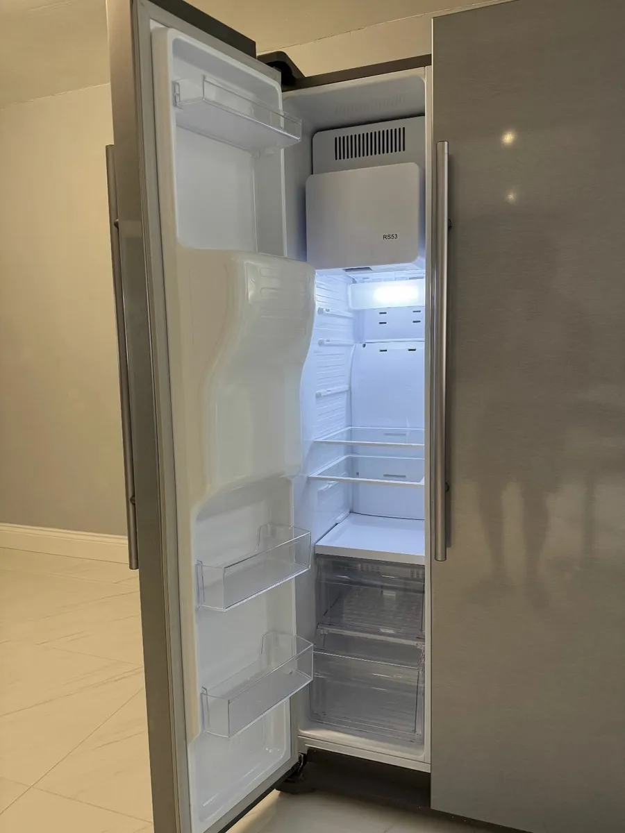 American fridge freezer - Image 2