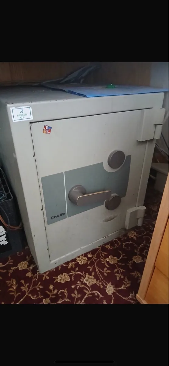 Safe - Image 1