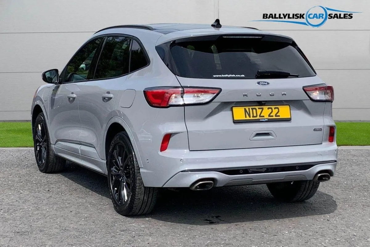 Ford Kuga 2.5 Duratec 14.4kwh Phev Graphite Tech - Image 2