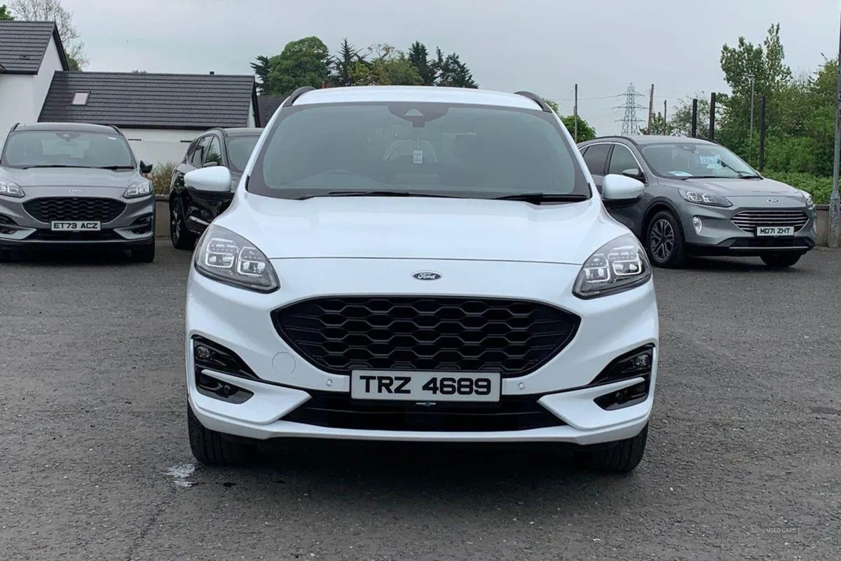 Ford Kuga 2.5 Phev 14.4kwh St-line in White With - Image 4