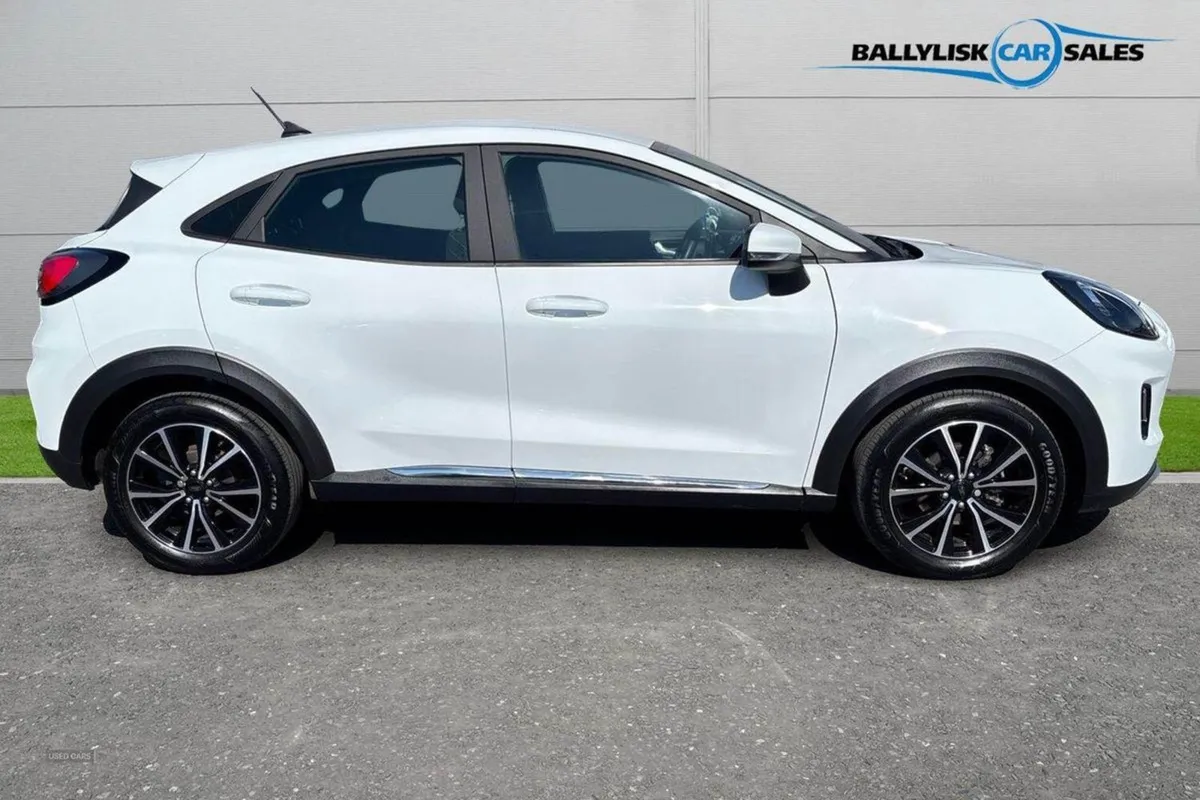 Ford Puma 1.0t 125PS Titanium in White With 7K - Image 3