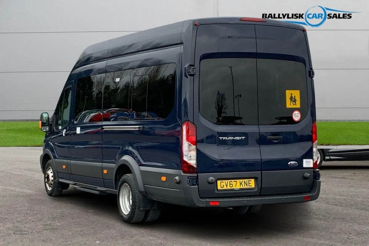 Ford Transit 2.2 Tdci 460 HDT Trend Minibus Manua - Image 2