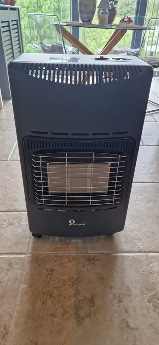 Gas heater - Image 1