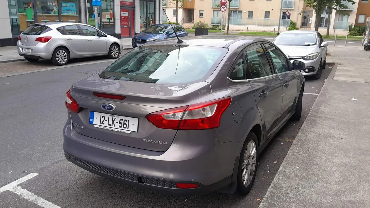 Ford focus 2012 TITANUIM - Image 2