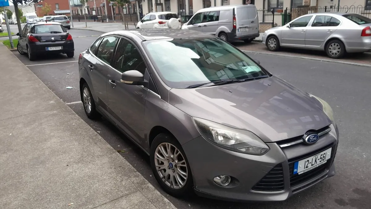 Ford focus 2012 TITANUIM - Image 3