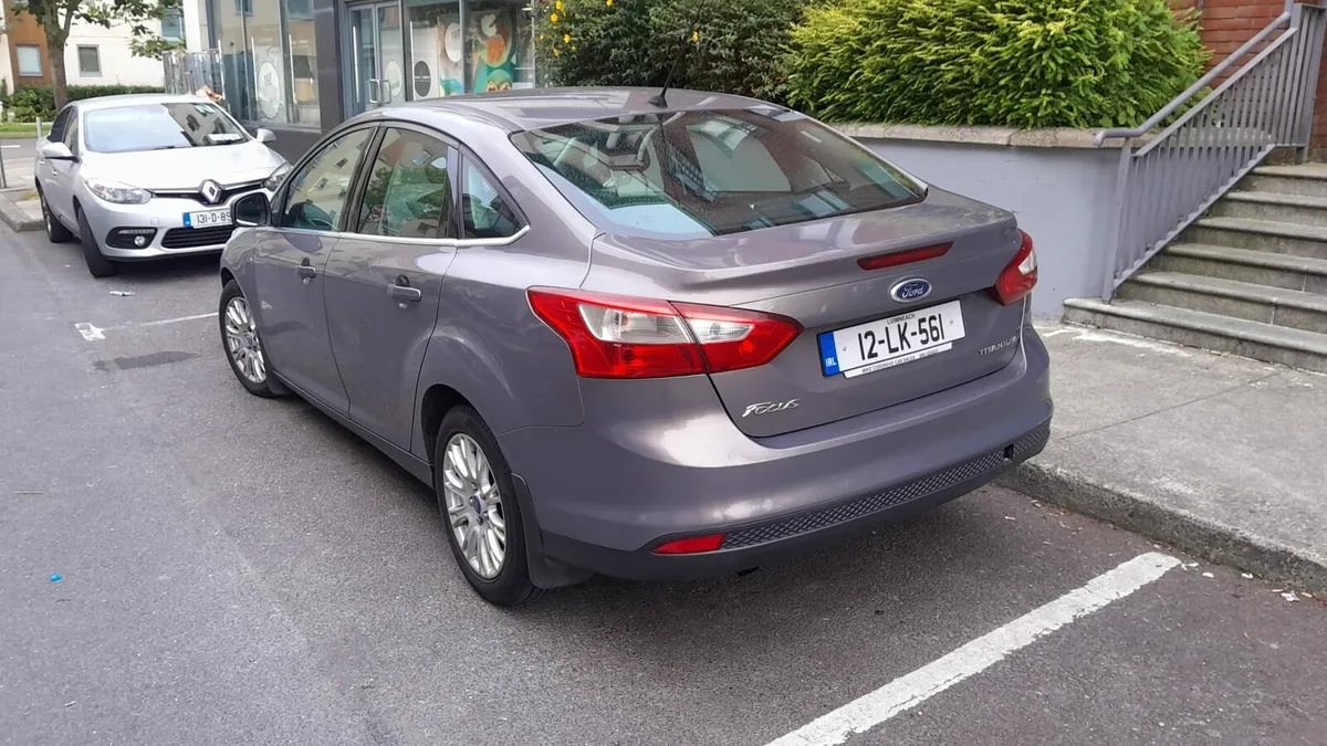 Ford focus 2012 TITANUIM - Image 4