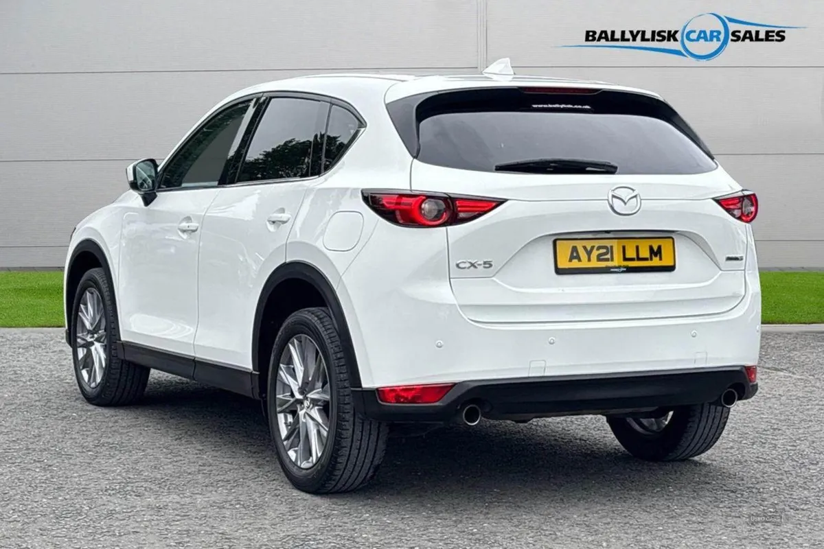 Mazda CX-5 2.0 Skyactiv-g Sport in White With 40K - Image 2