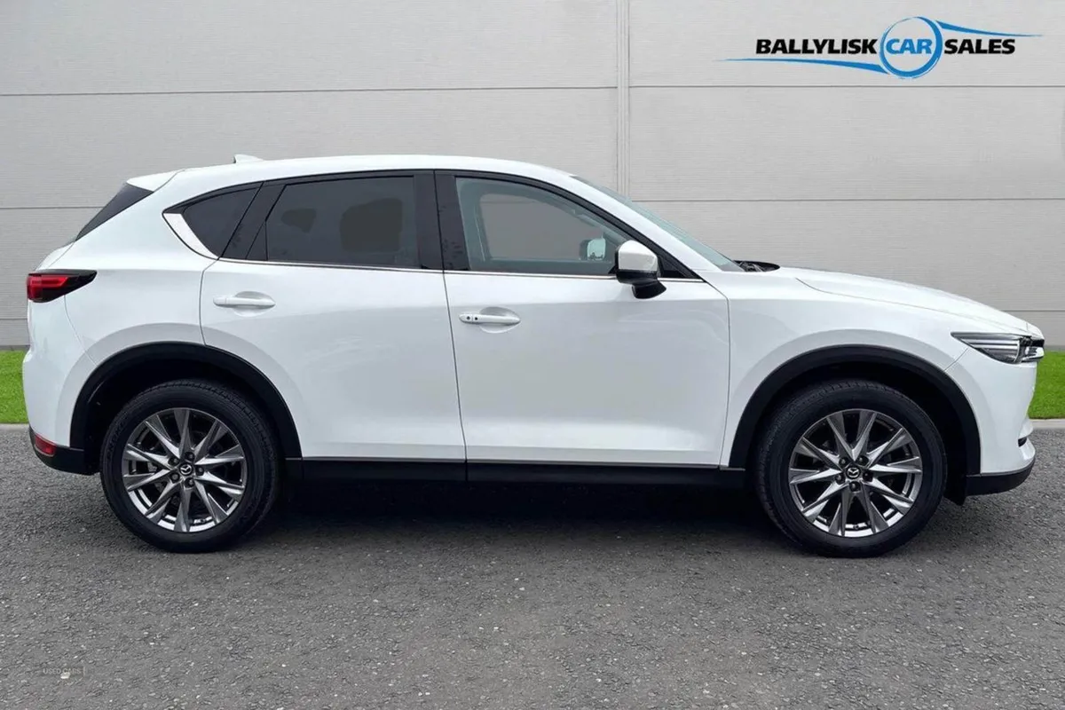 Mazda CX-5 2.0 Skyactiv-g Sport in White With 40K - Image 3