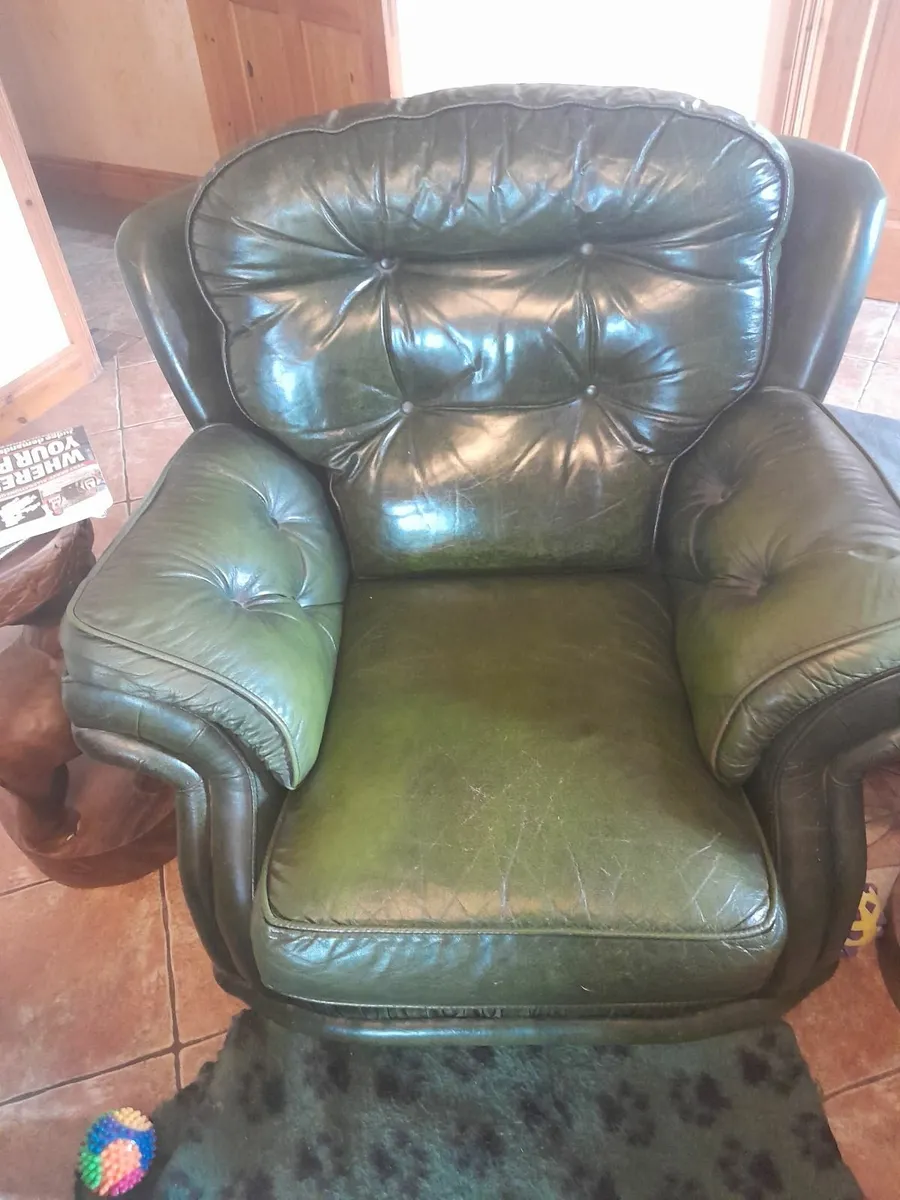 Settee - Image 1