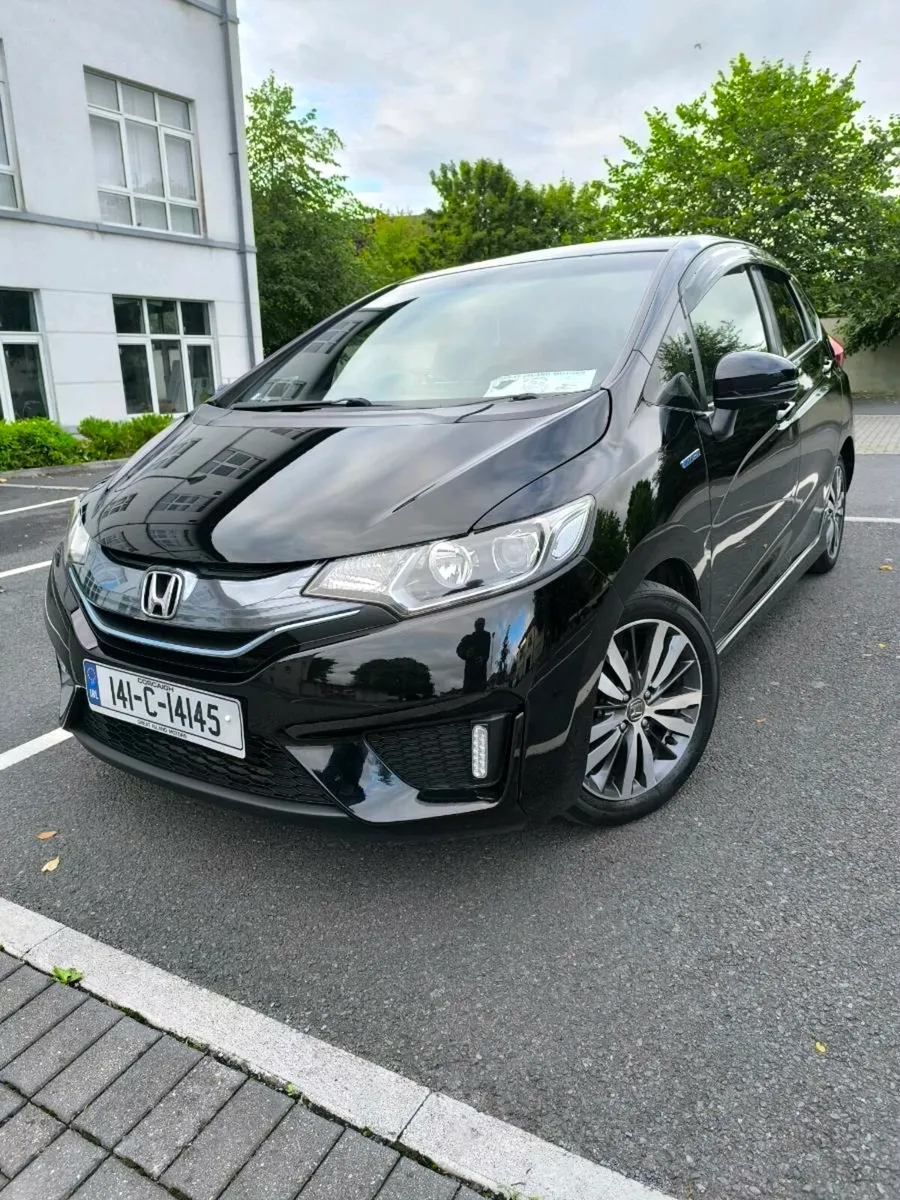 Honda Fit Hybrid Automatic - Image 1