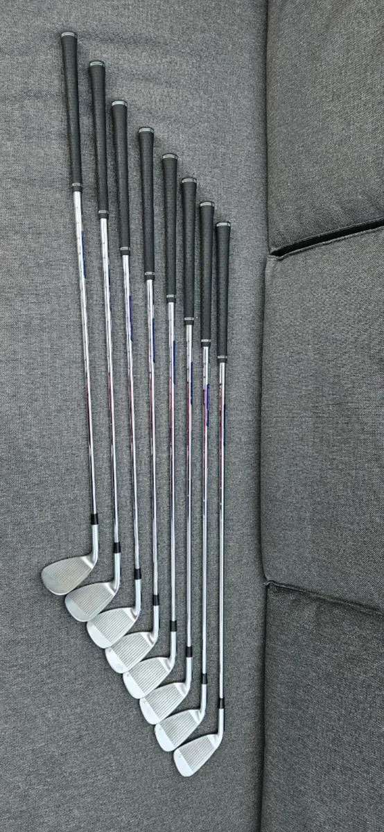 Ping G425 irons - Image 1