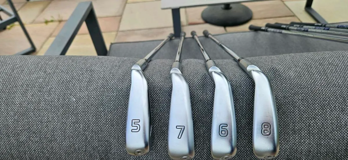 Ping G425 irons - Image 2