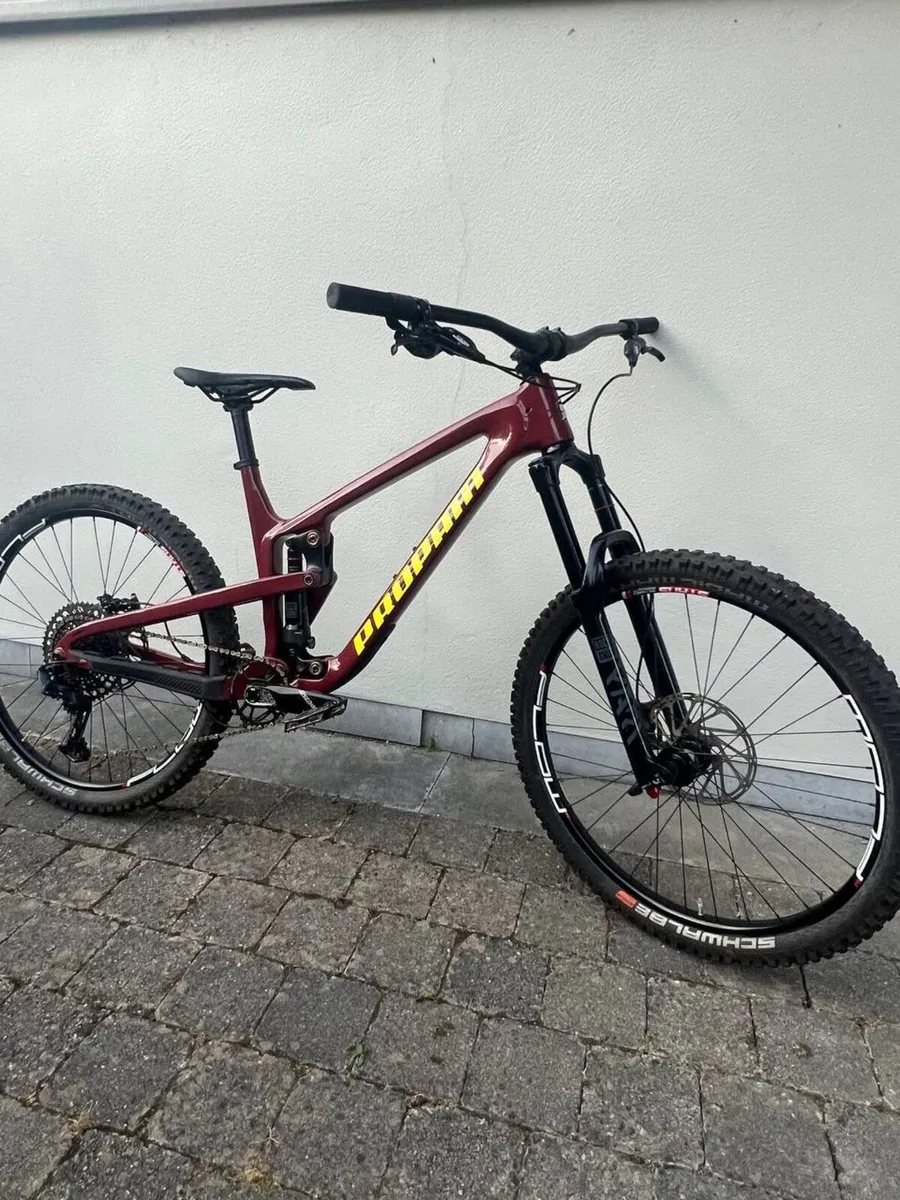 Mountain bike - Image 1