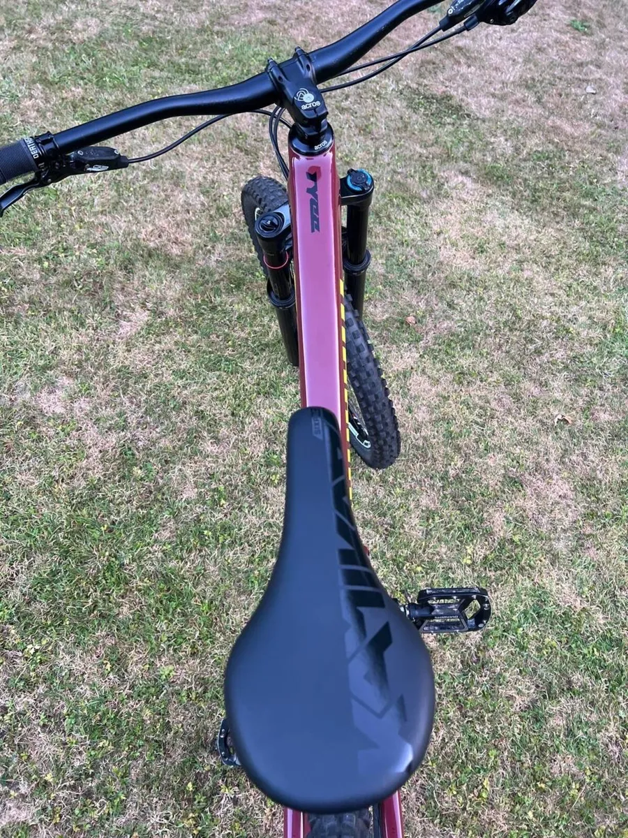 Mountain bike - Image 4