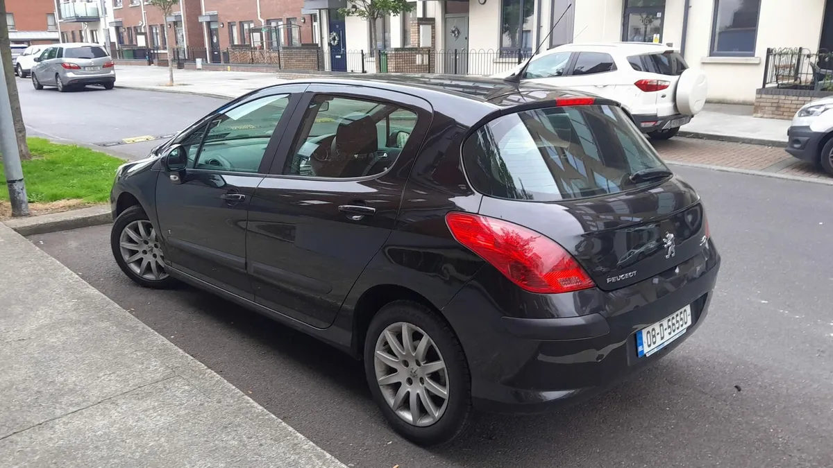 Peugeot 308 - Image 4