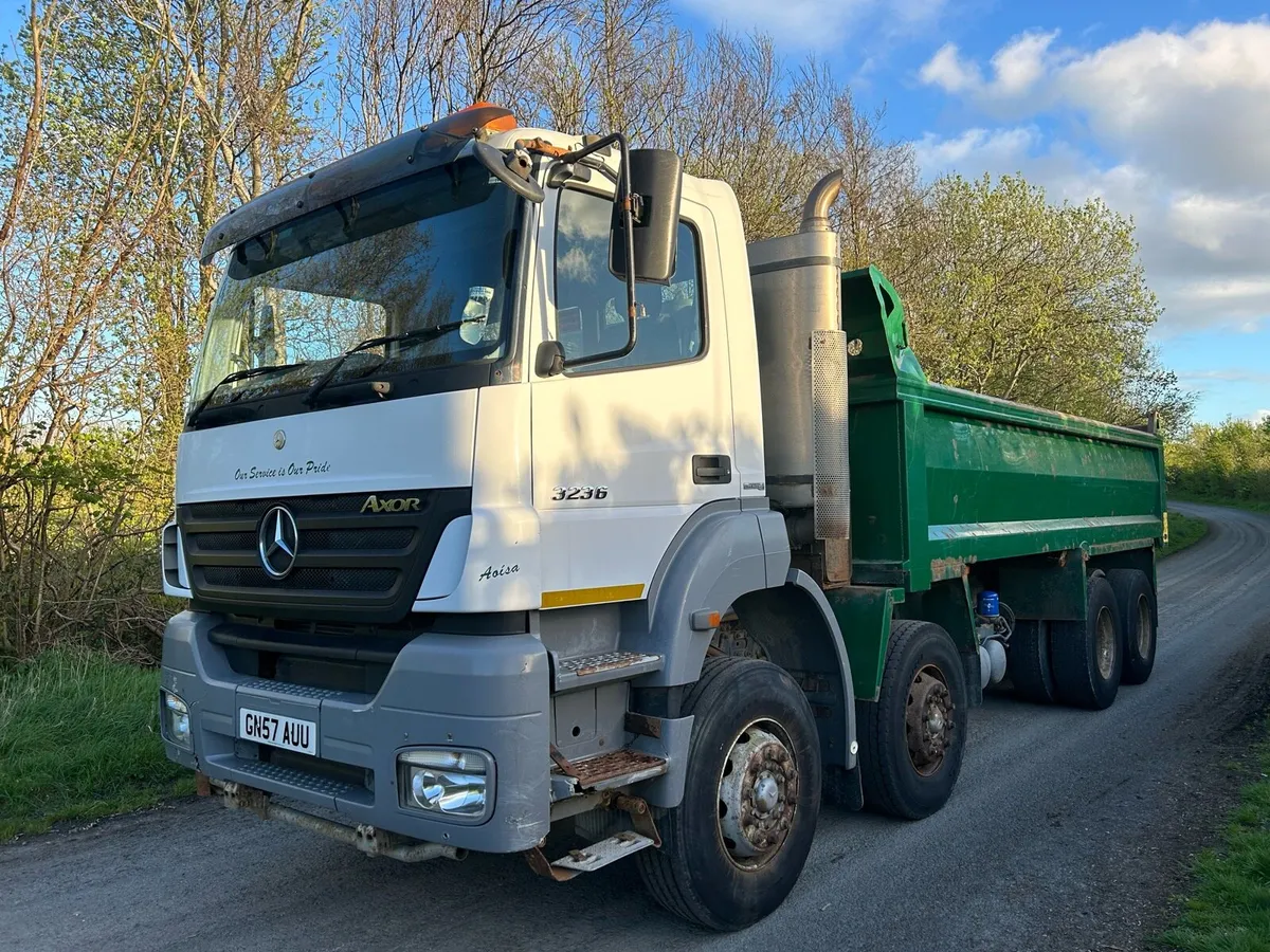 6x4 8x4 Tippers wanted for export +447502674694 - Image 3