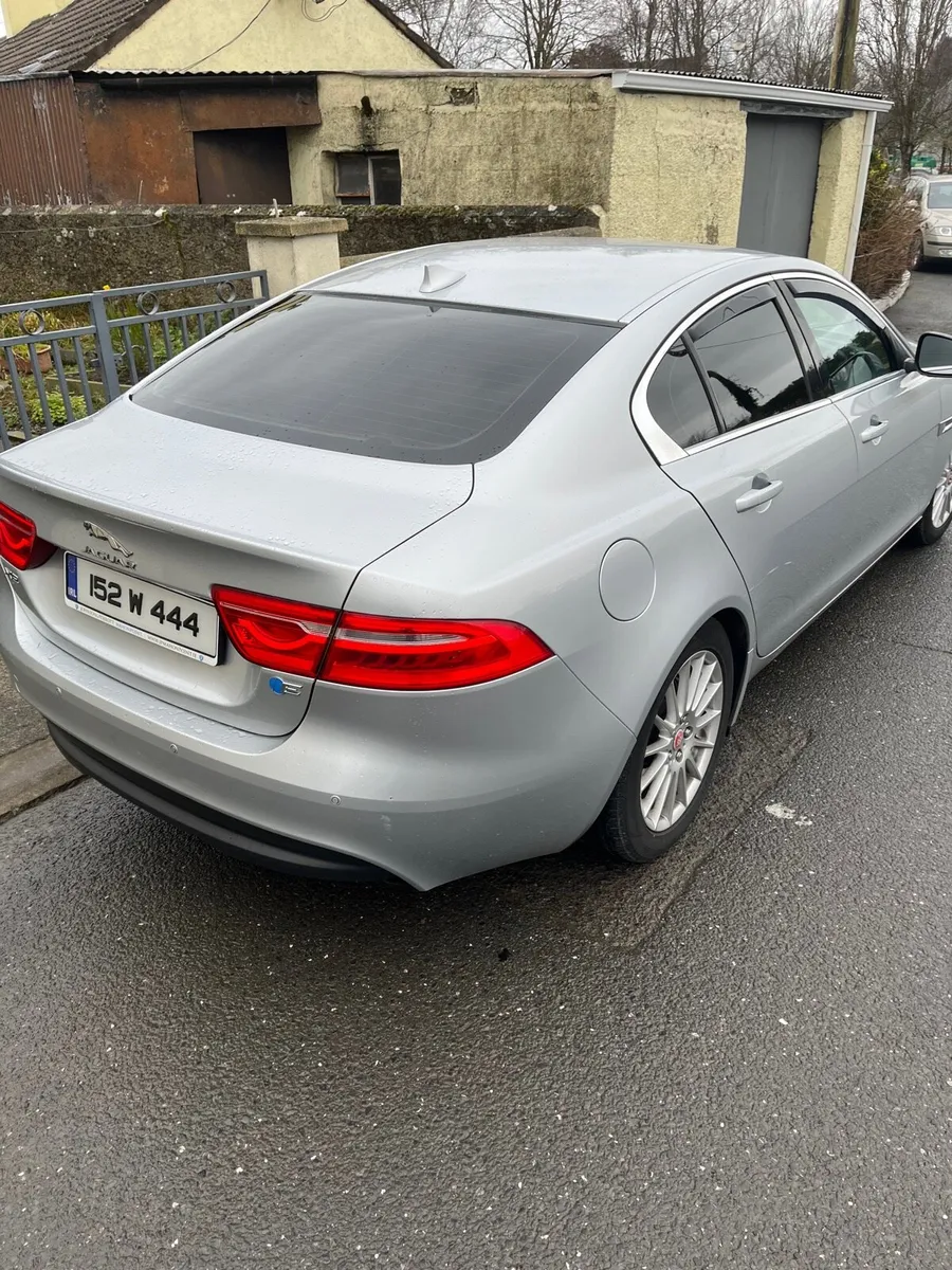 Jaguar XE - Image 3