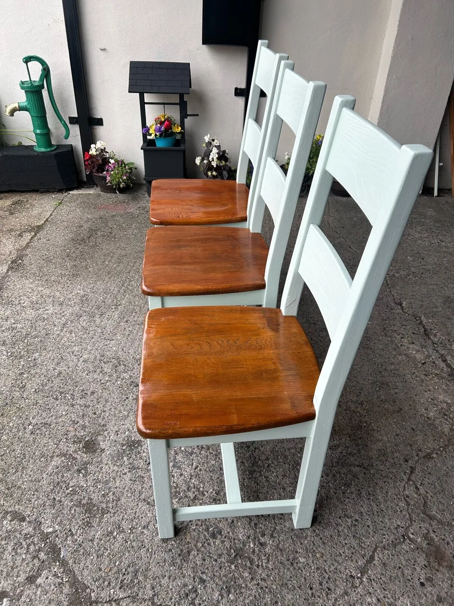 3 solid chairs - Image 3