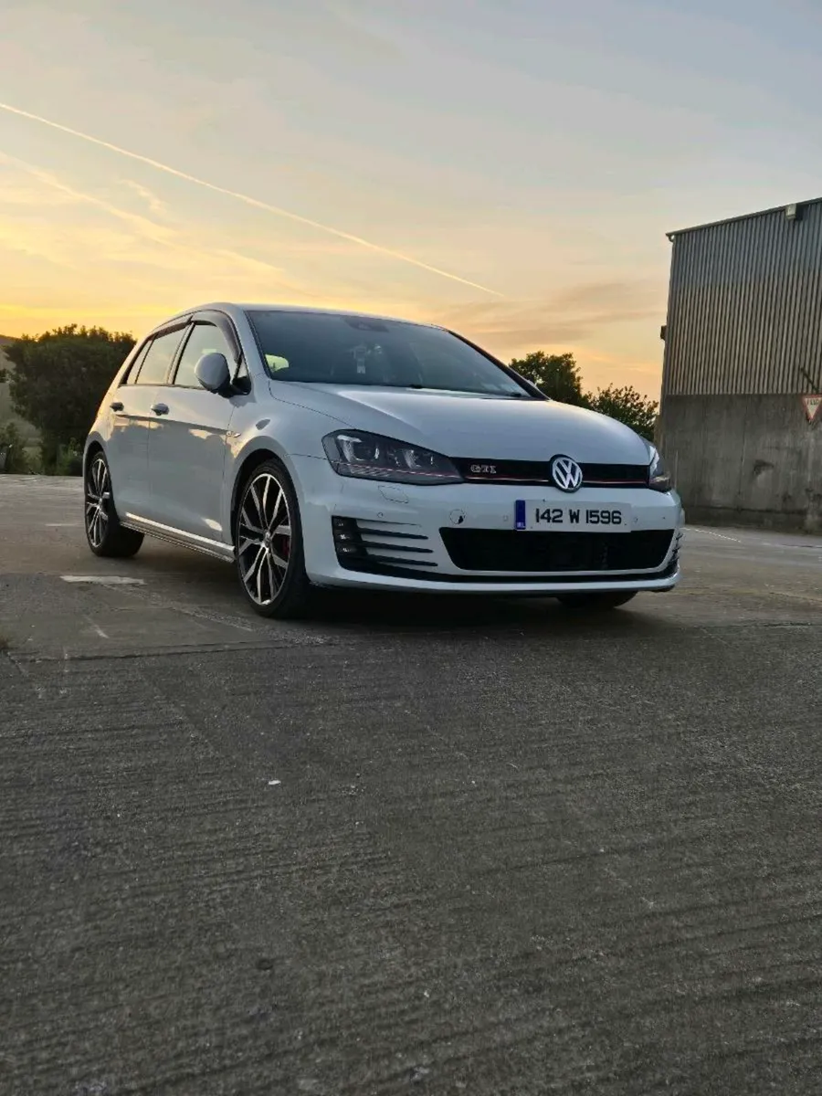 Golf GTI PERFORMANCE PACKAGE - Image 3