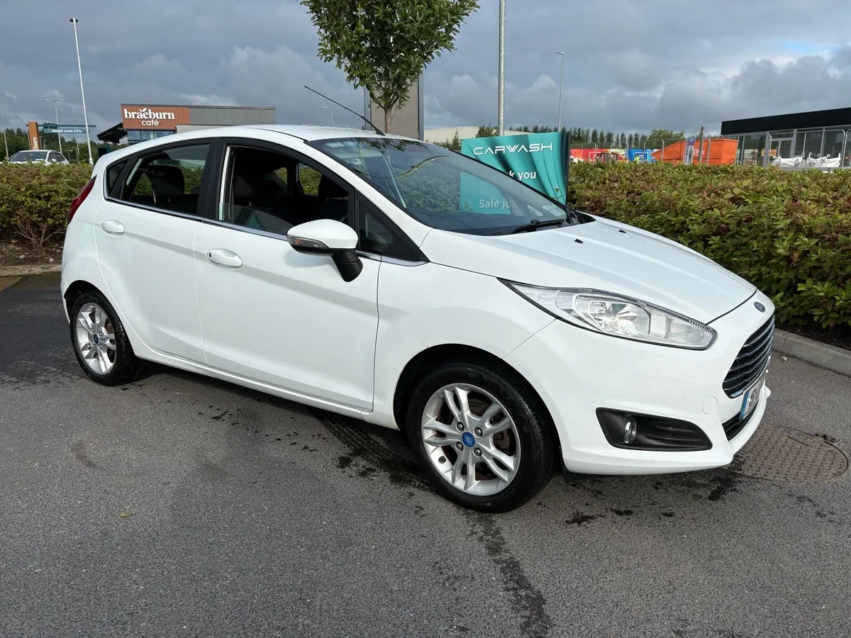 2015 Ford fiesta 1.0 litre - Image 1