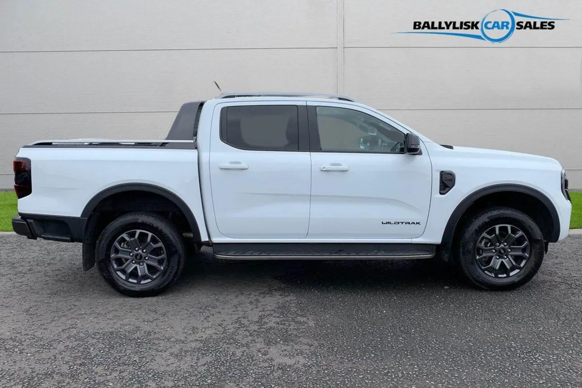Ford Ranger 2.0 TD Wildtrak Double Cab Auto 4WD i - Image 3