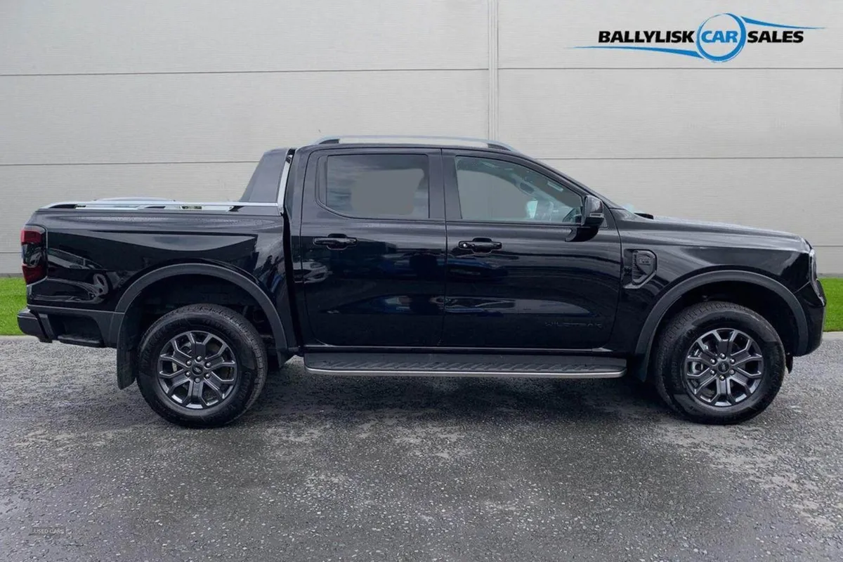 Ford Ranger 3.0 TD V6 Ecoblue Wildtrak Pickup Dou - Image 3